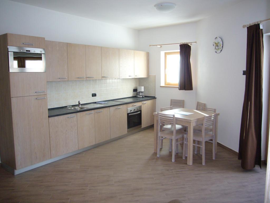 Casa Marisa Lägenhet Livigno Exteriör bild