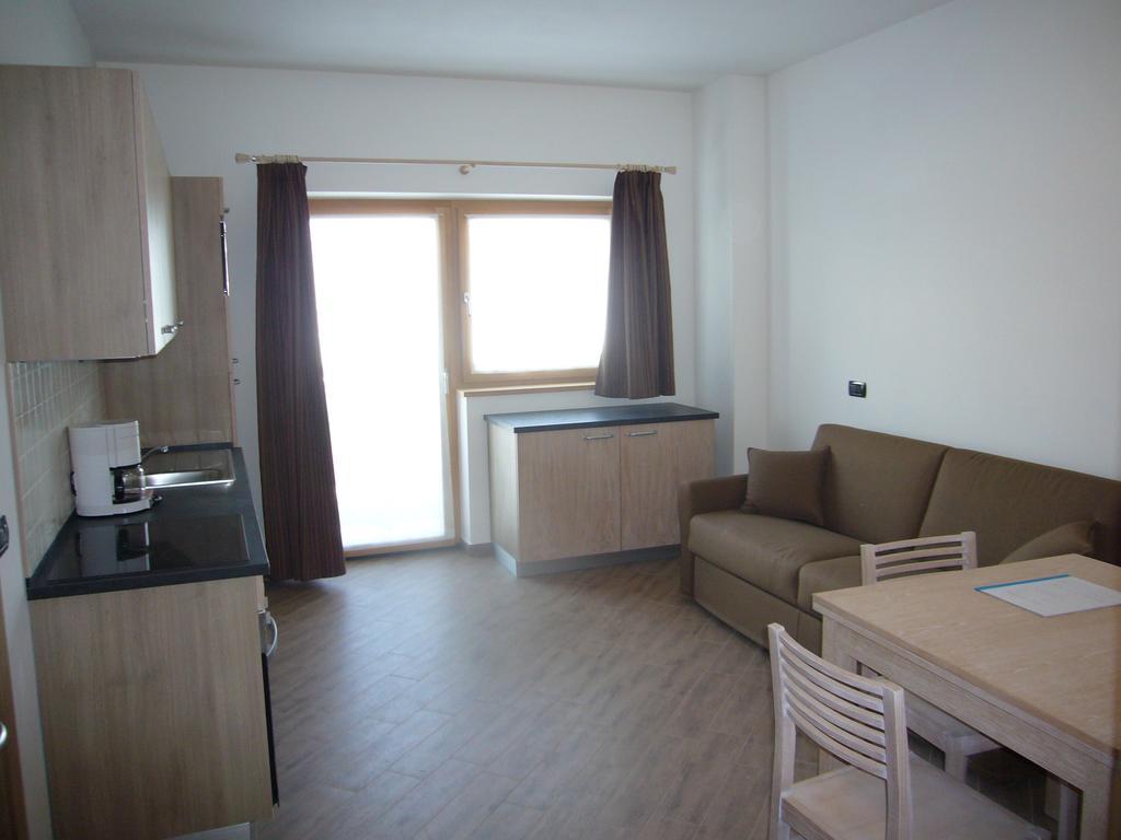 Casa Marisa Lägenhet Livigno Exteriör bild