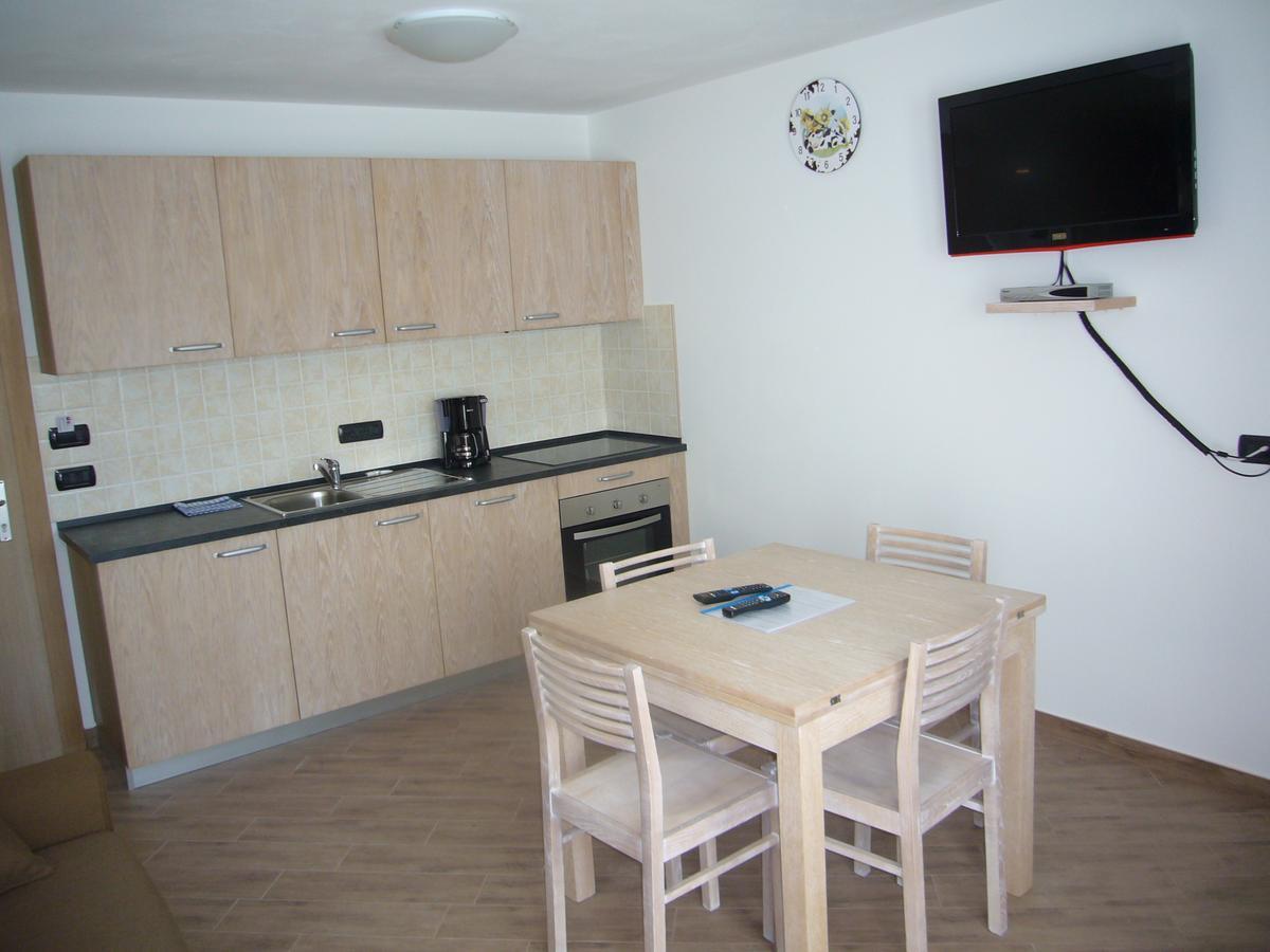 Casa Marisa Lägenhet Livigno Exteriör bild